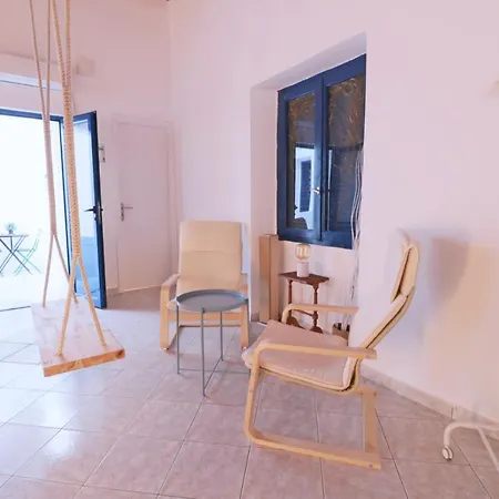 100+ Year Old Traditional Cycladic House *