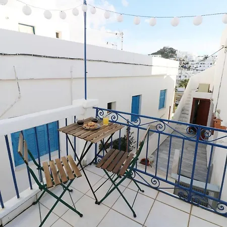 100+ Year Old Traditional Cycladic House * Chora (Ios)