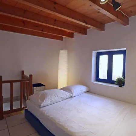 Holiday home 100+ Year Old Traditional Cycladic House *